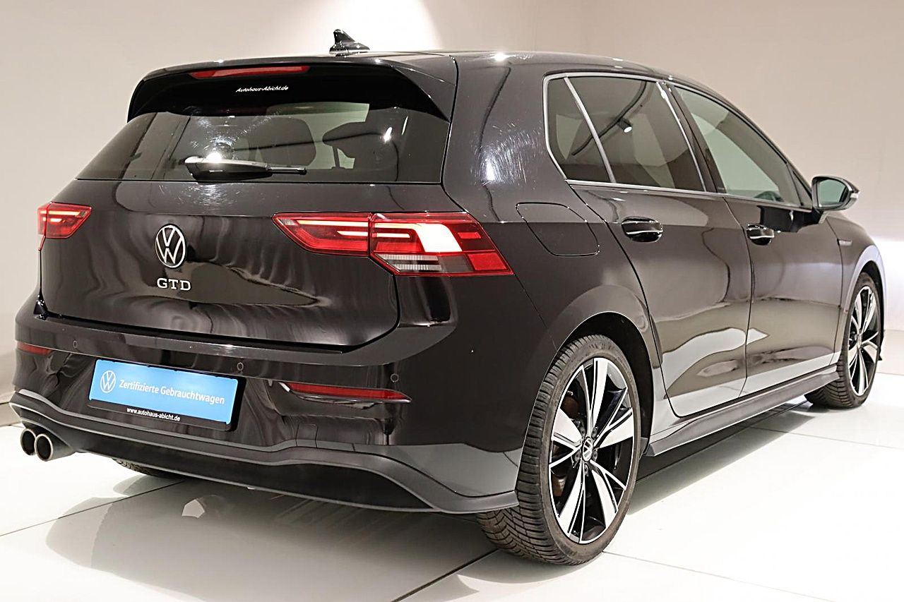 Volkswagen Golf 2022 г. Чёрный, пробег 41601 км