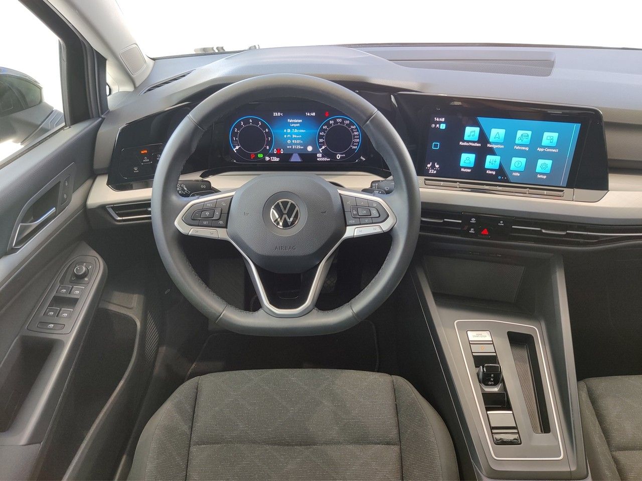 Volkswagen Golf 2021 г. Чёрный, пробег 45800 км