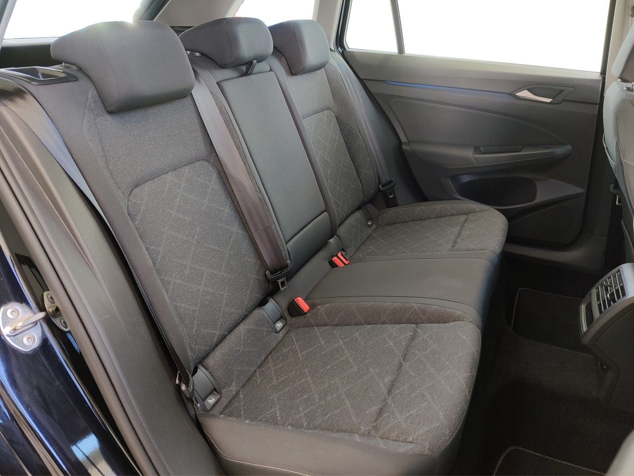Volkswagen Golf 2021 г. Чёрный, пробег 45800 км