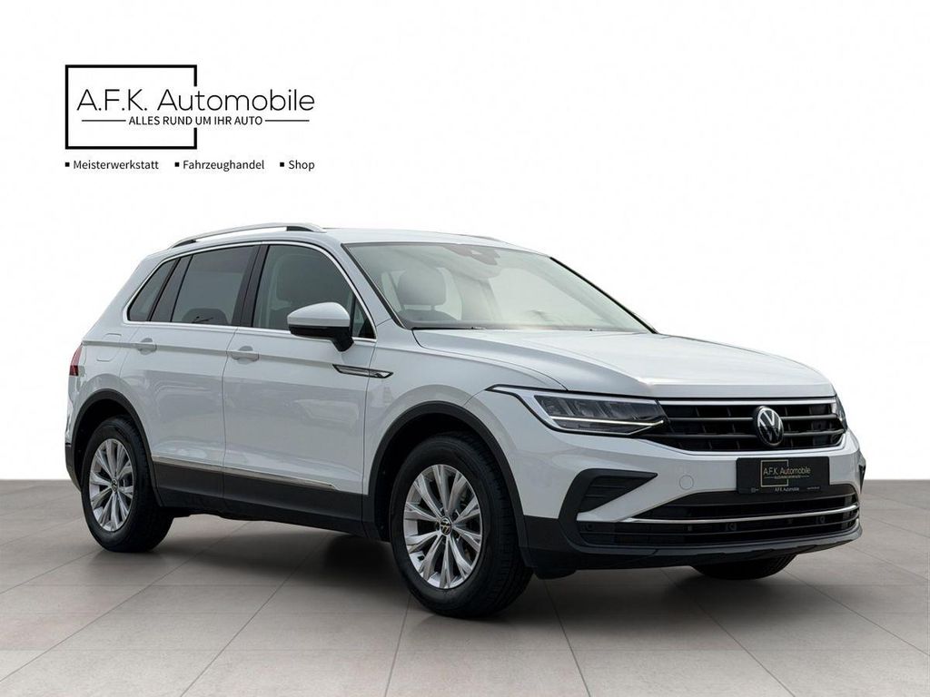 Volkswagen Tiguan 2024 г. Белый, пробег 34300 км