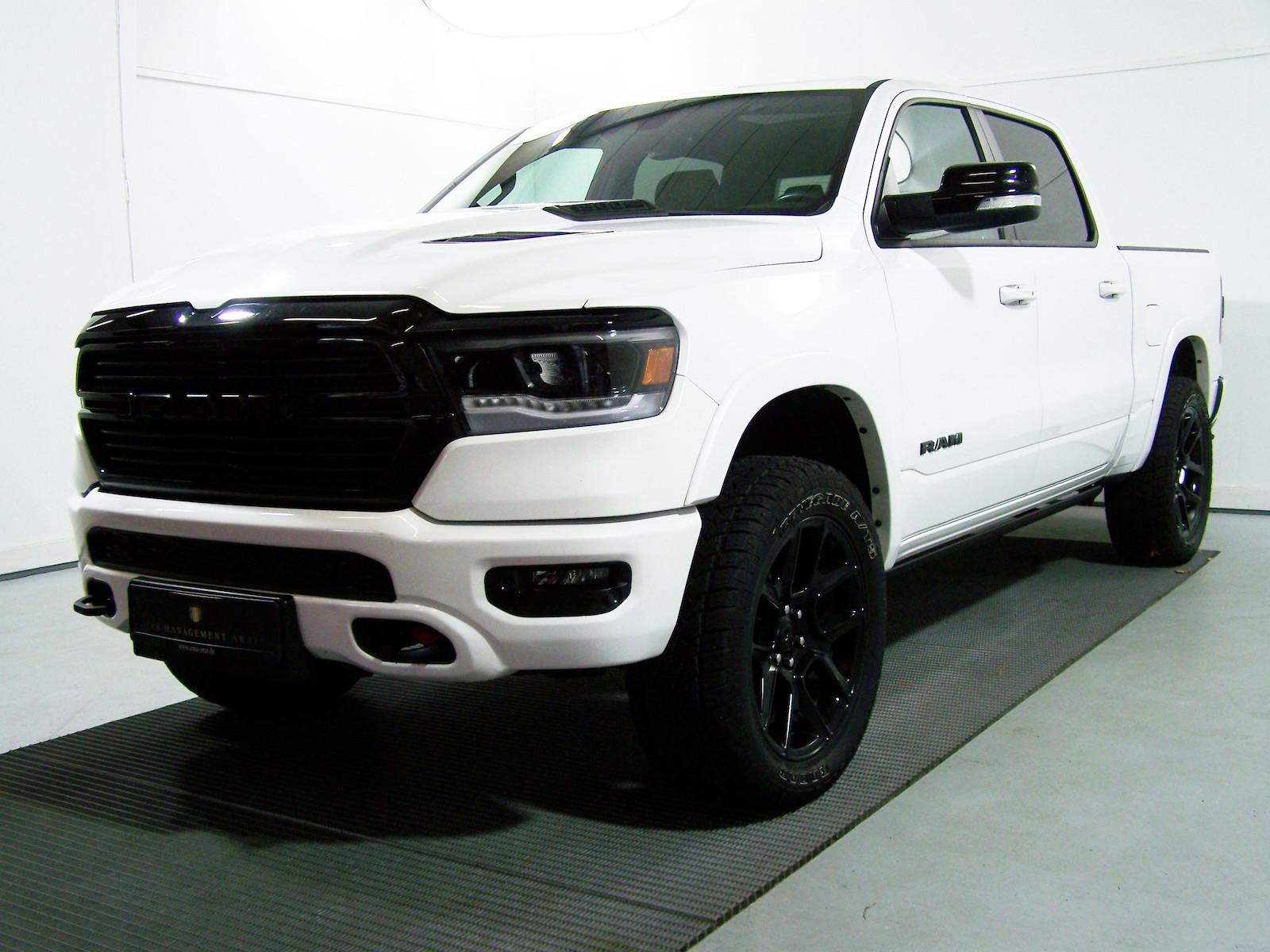 Dodge RAM 2024 г. Белый, пробег 46884 км