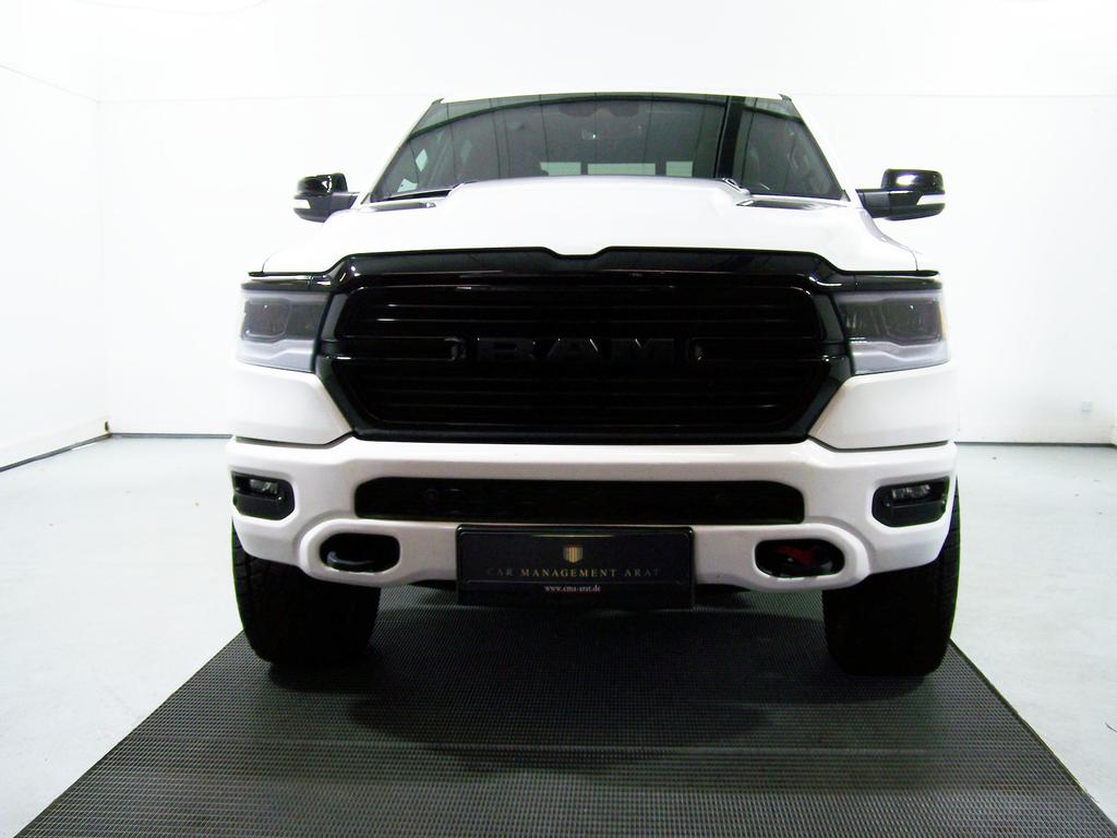 Dodge RAM 2024 г. Белый, пробег 46884 км