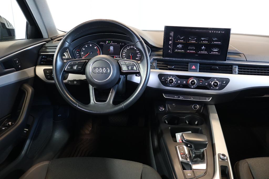 Audi A4 2022 г. Чёрный, пробег 57930 км