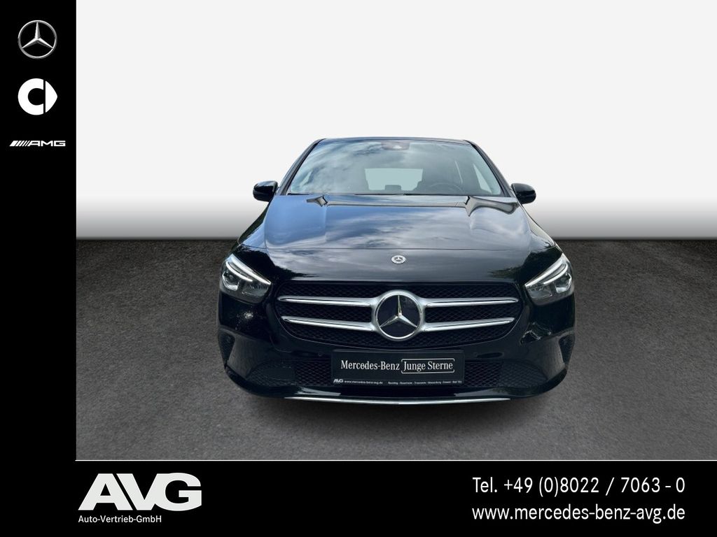 Mercedes-Benz B 180 2022 г. Чёрный, пробег 52890 км