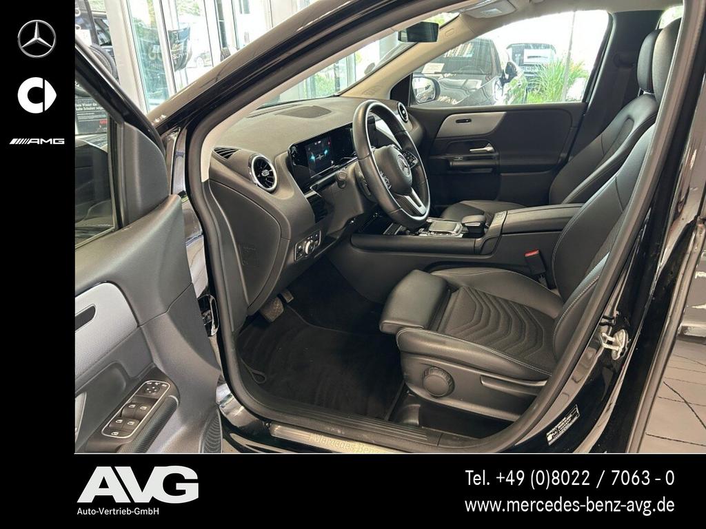 Mercedes-Benz B 180 2022 г. Чёрный, пробег 52890 км