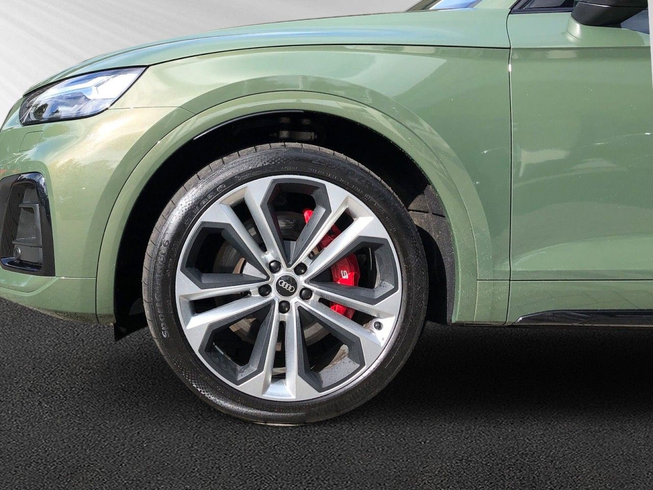 Audi SQ5 2023 г. Зелёный, пробег 31856 км