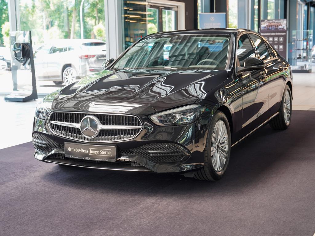 Mercedes-Benz C 220 2025 г. Чёрный, пробег 36864 км