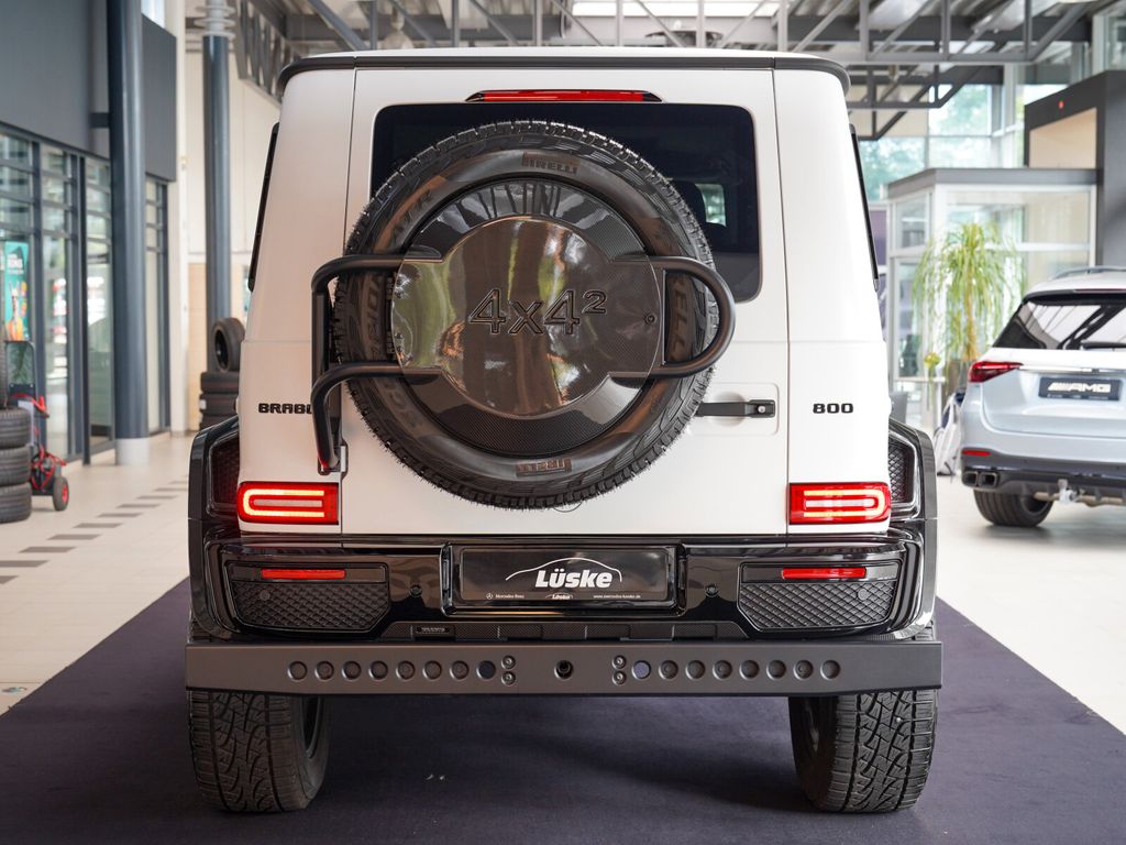 Mercedes-Benz G 63 AMG 2022 г. Белый, пробег 1480 км