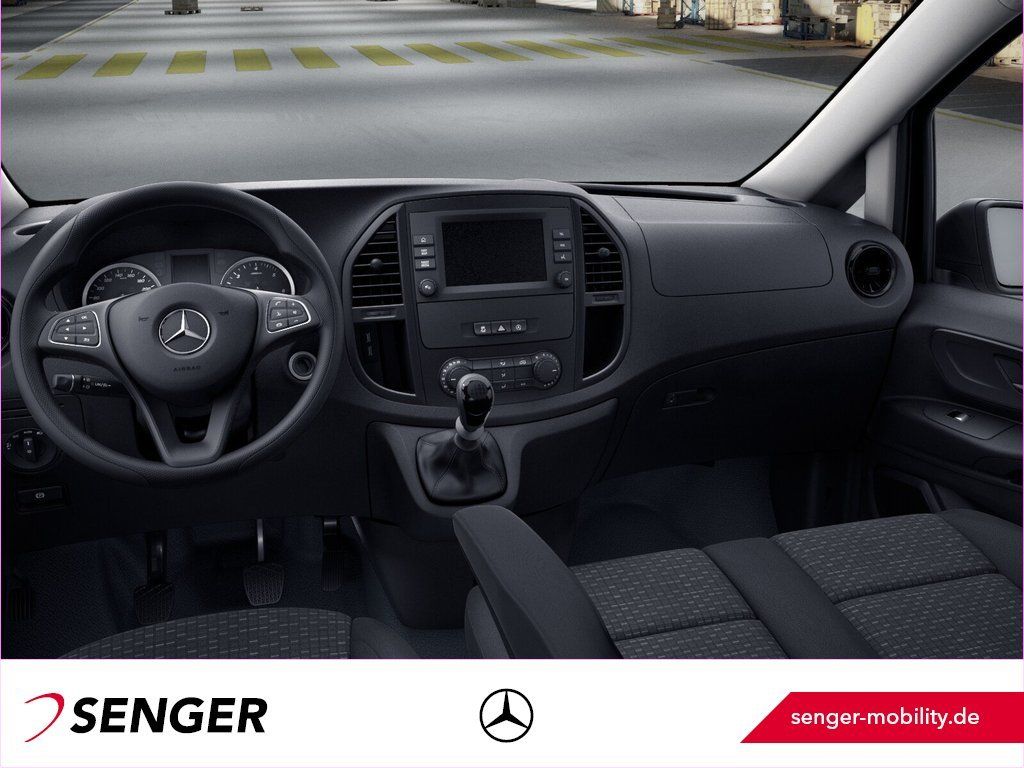 Mercedes-Benz Vito 2024 г. Белый, пробег 47720 км