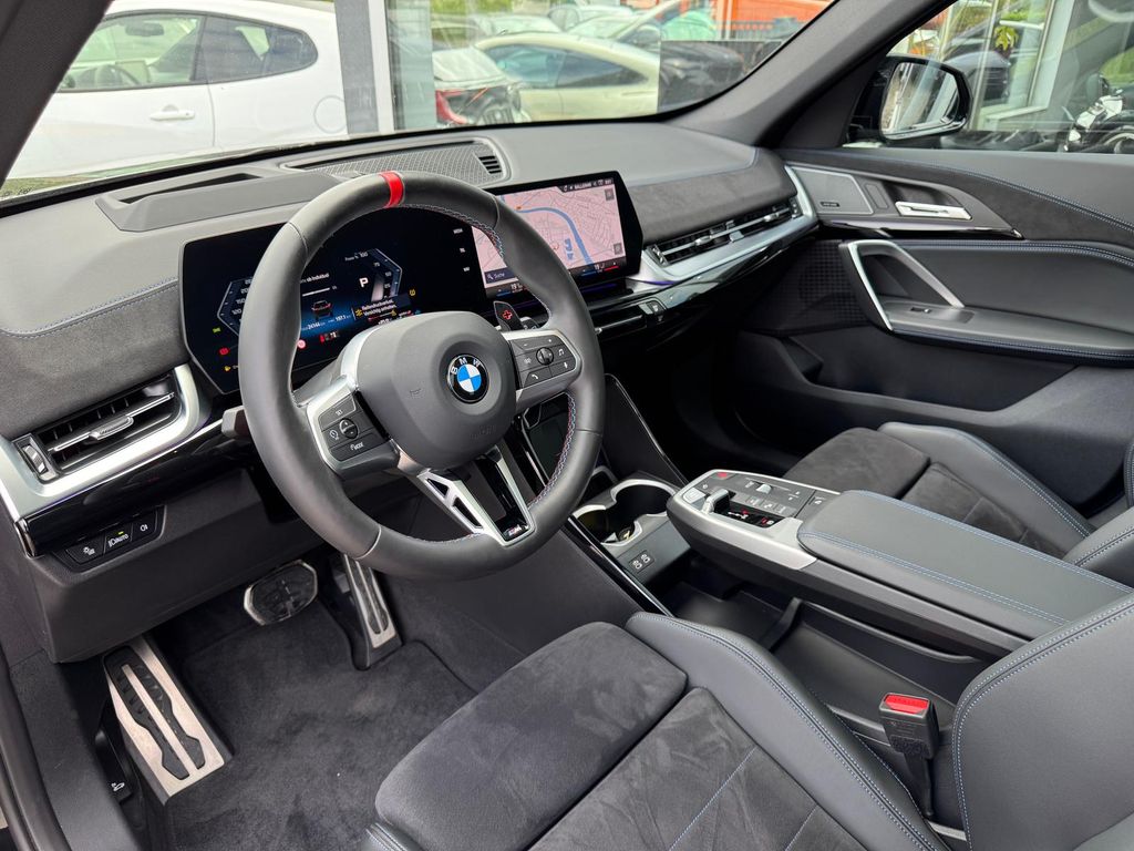 BMW X1 2026 г. Чёрный, пробег 27234 км