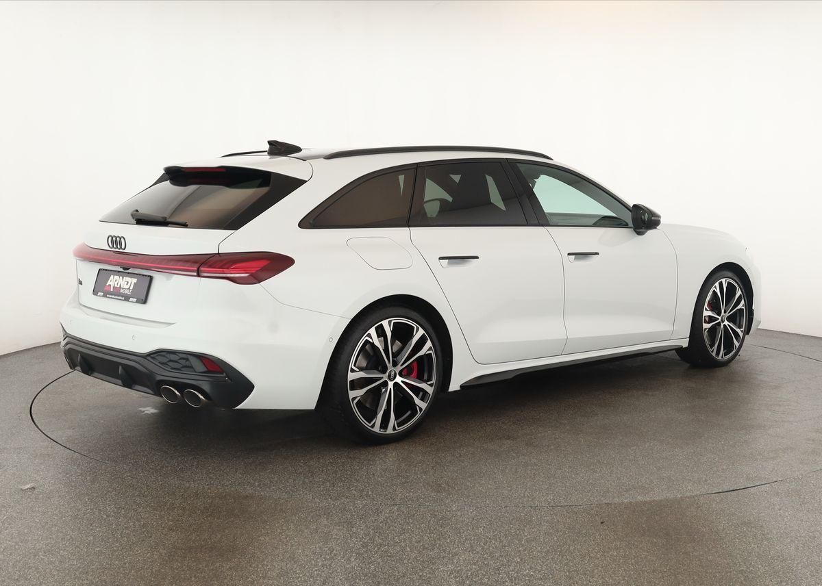 Audi S5 2025 г. Белый, пробег 25100 км