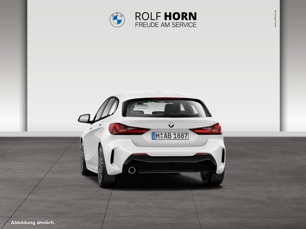 BMW 118 2024 г. Белый, пробег 39537 км