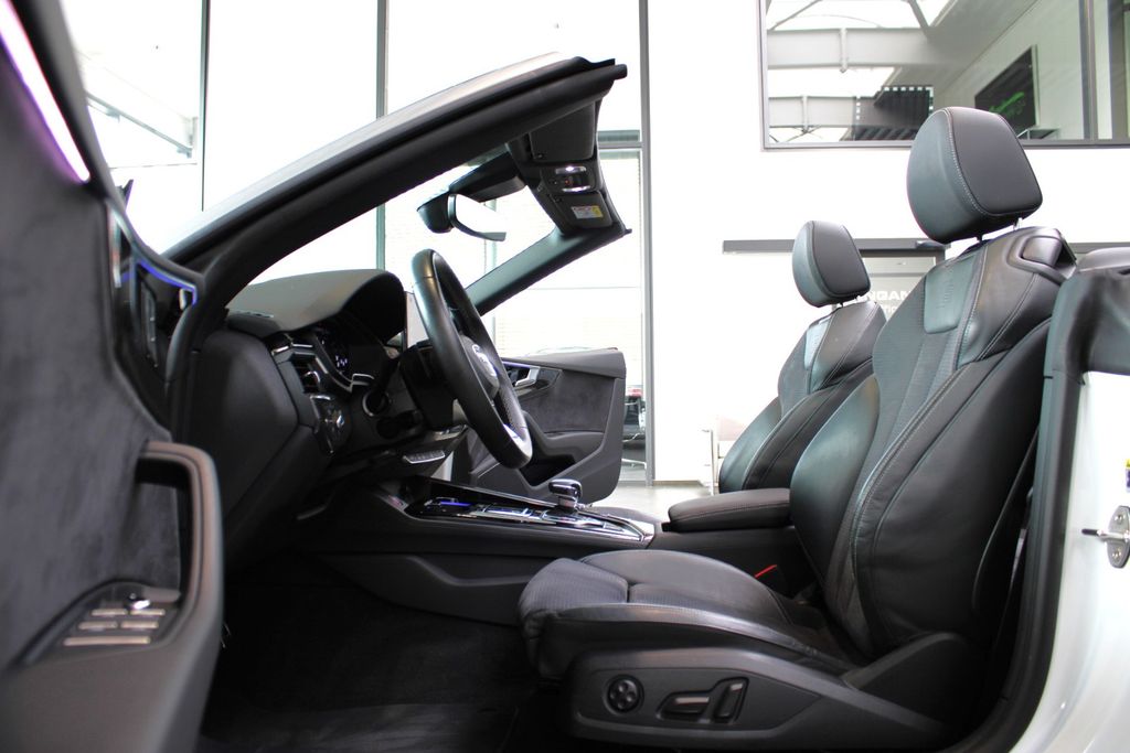 Audi S5 2022 г. Белый, пробег 39500 км