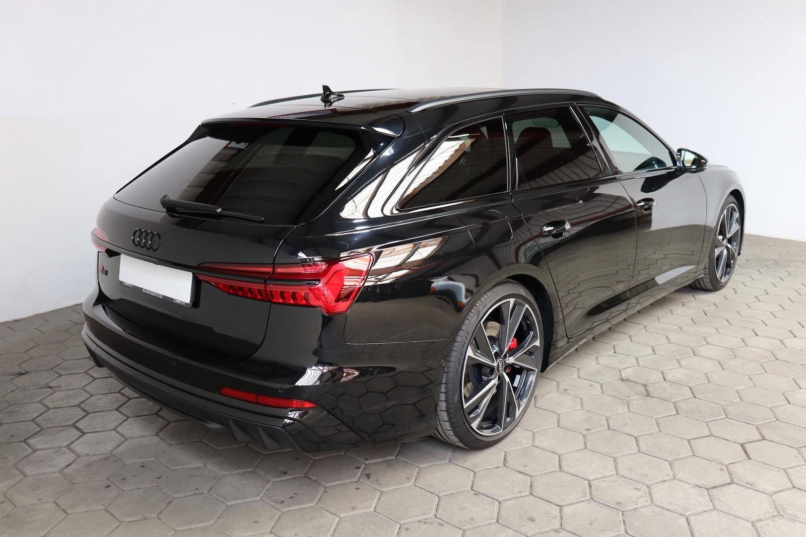 Audi S6 2025 г. Чёрный, пробег 9990 км