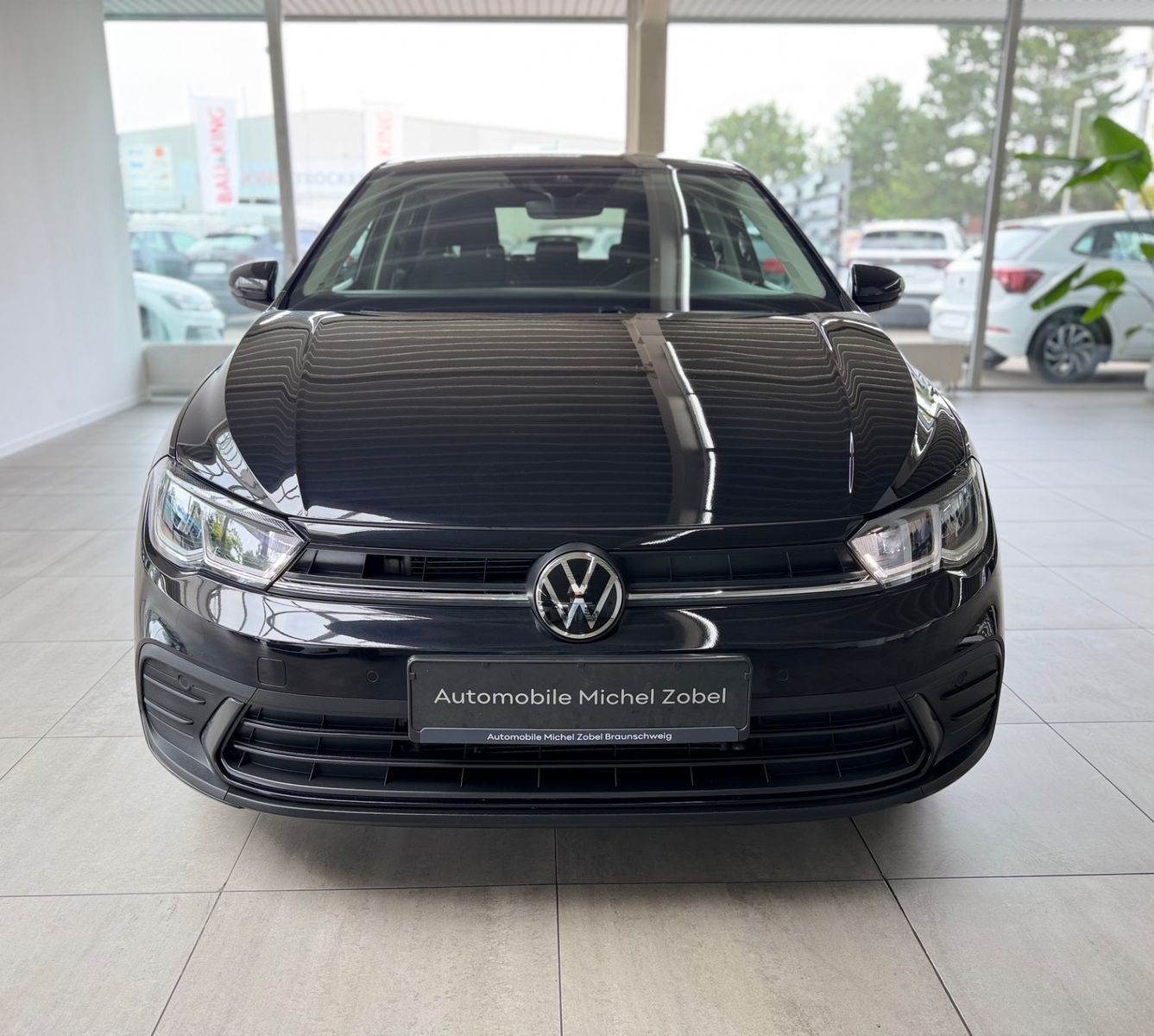 Volkswagen Polo 2023 г. Чёрный, пробег 50000 км