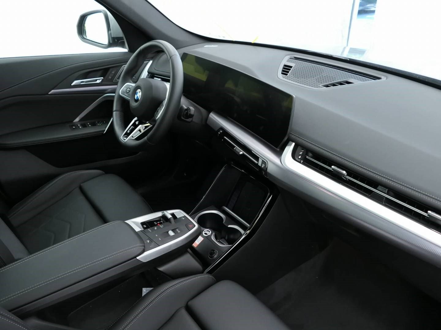 BMW X1 2025 г. Серебристый, пробег 22571 км