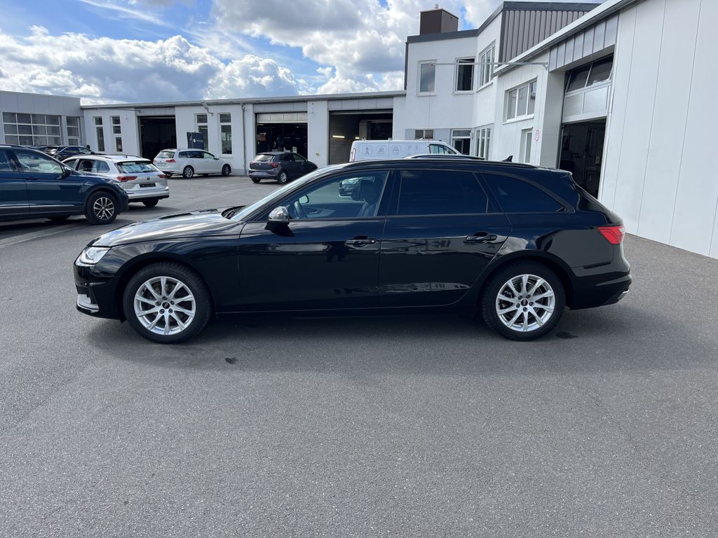 Audi A4 2022 г. Чёрный, пробег 48269 км