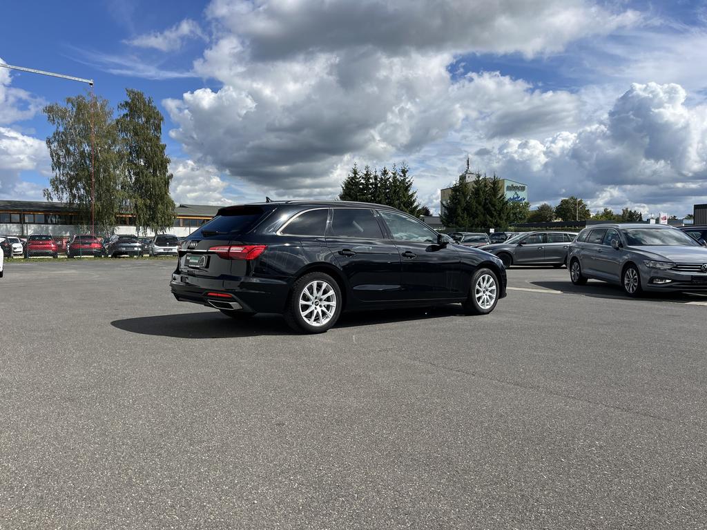 Audi A4 2022 г. Чёрный, пробег 48269 км