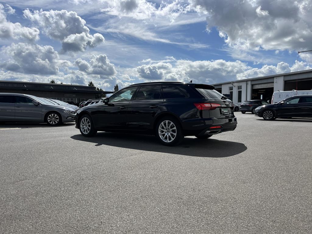 Audi A4 2022 г. Чёрный, пробег 48269 км