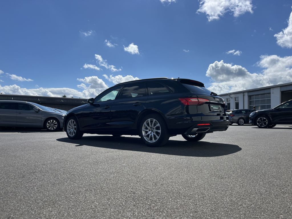 Audi A4 2022 г. Чёрный, пробег 50418 км