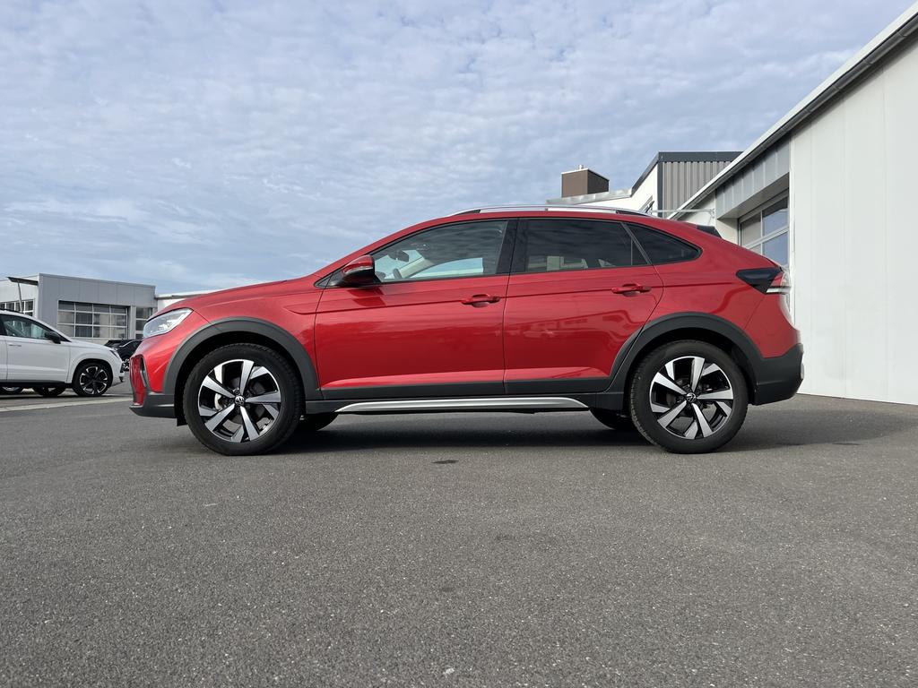 Volkswagen Taigo 2022 г. Красный, пробег 23272 км