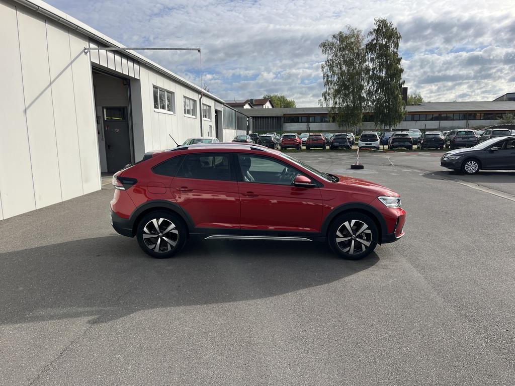 Volkswagen Taigo 2022 г. Красный, пробег 23272 км