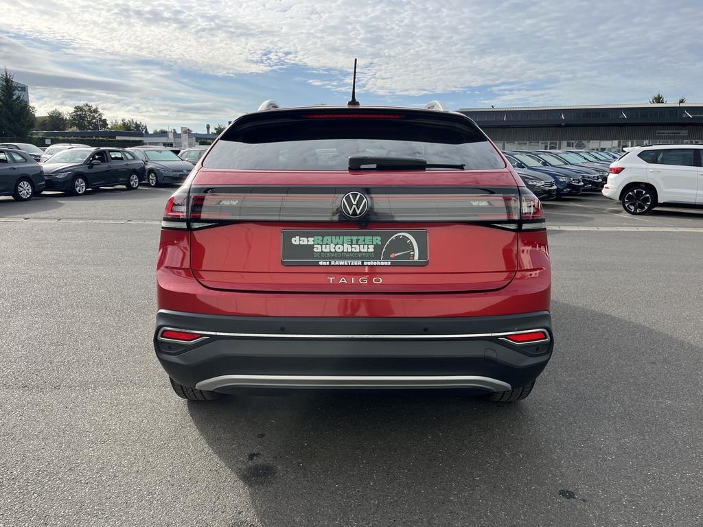 Volkswagen Taigo 2022 г. Красный, пробег 23272 км