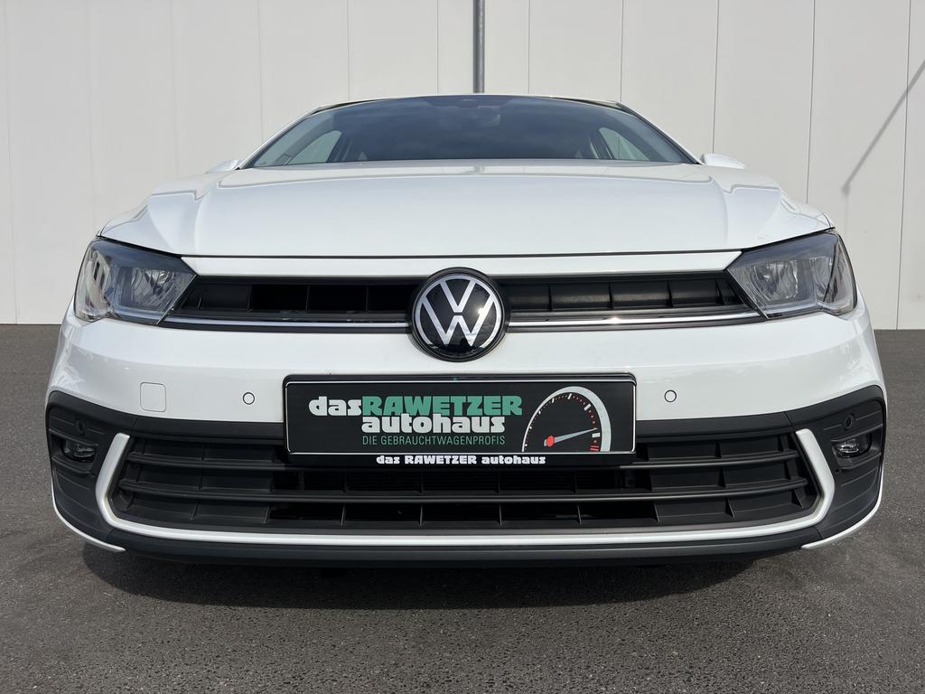 Volkswagen Polo 2023 г. Белый, пробег 25240 км