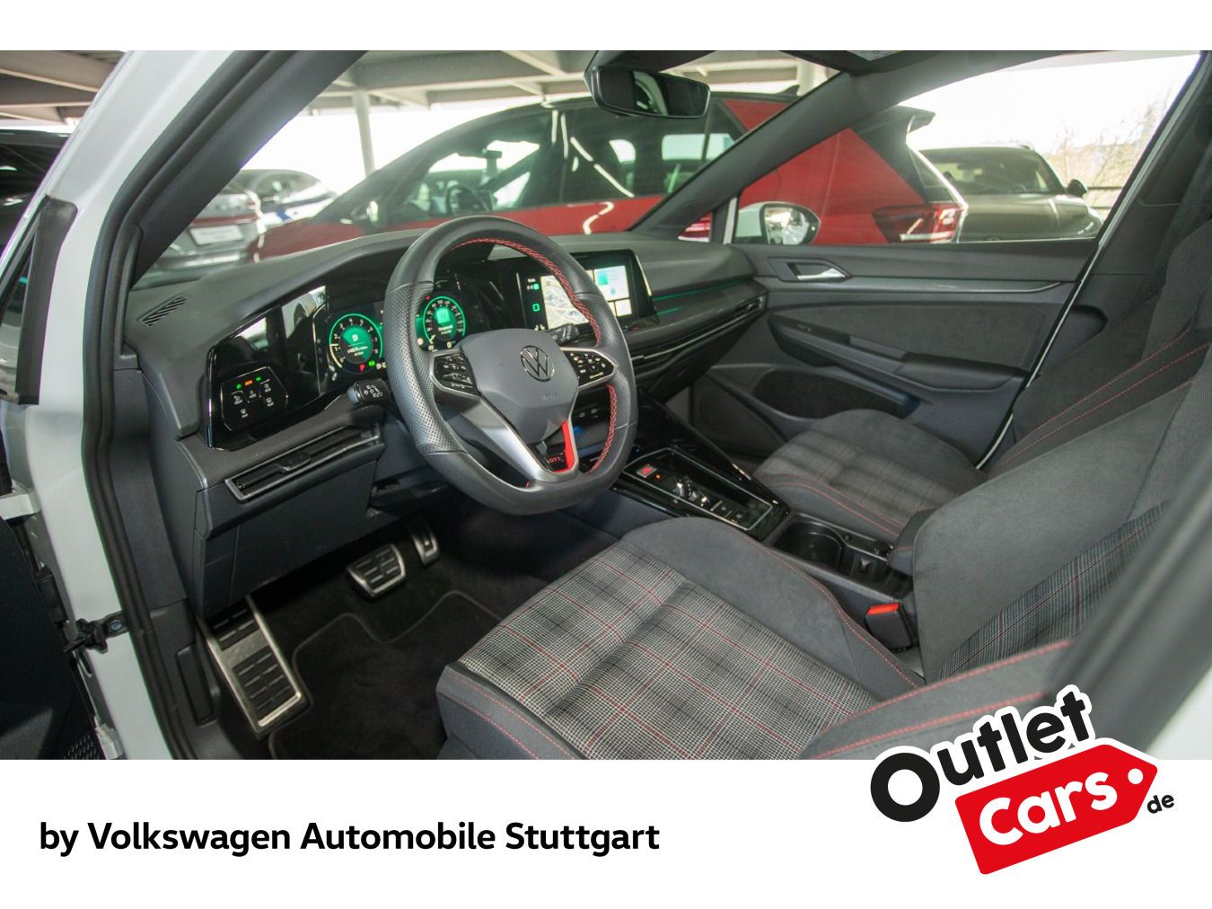 Volkswagen Golf 2024 г. Белый, пробег 21387 км