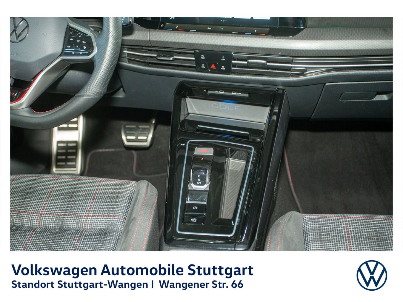 Volkswagen Golf 2024 г. Белый, пробег 21387 км
