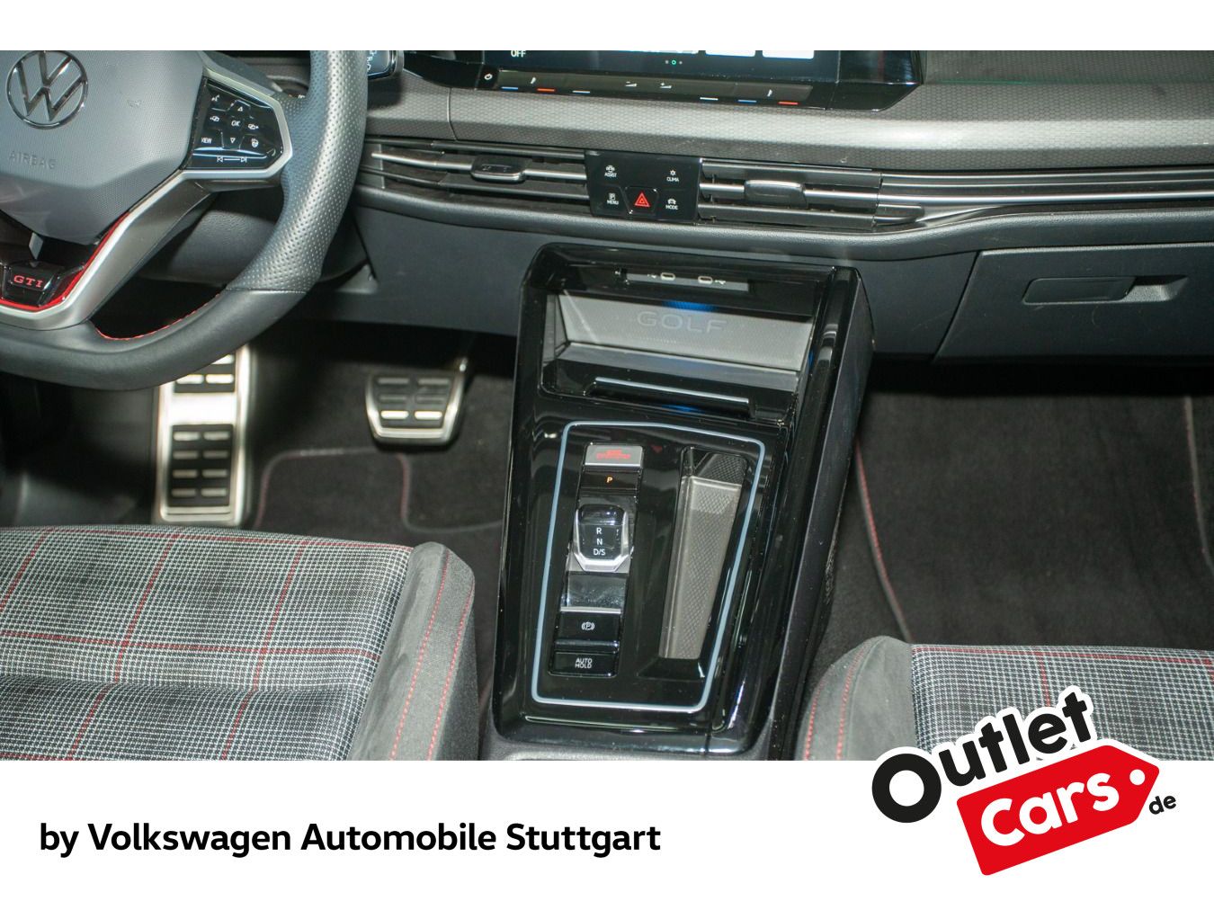 Volkswagen Golf 2024 г. Белый, пробег 21387 км