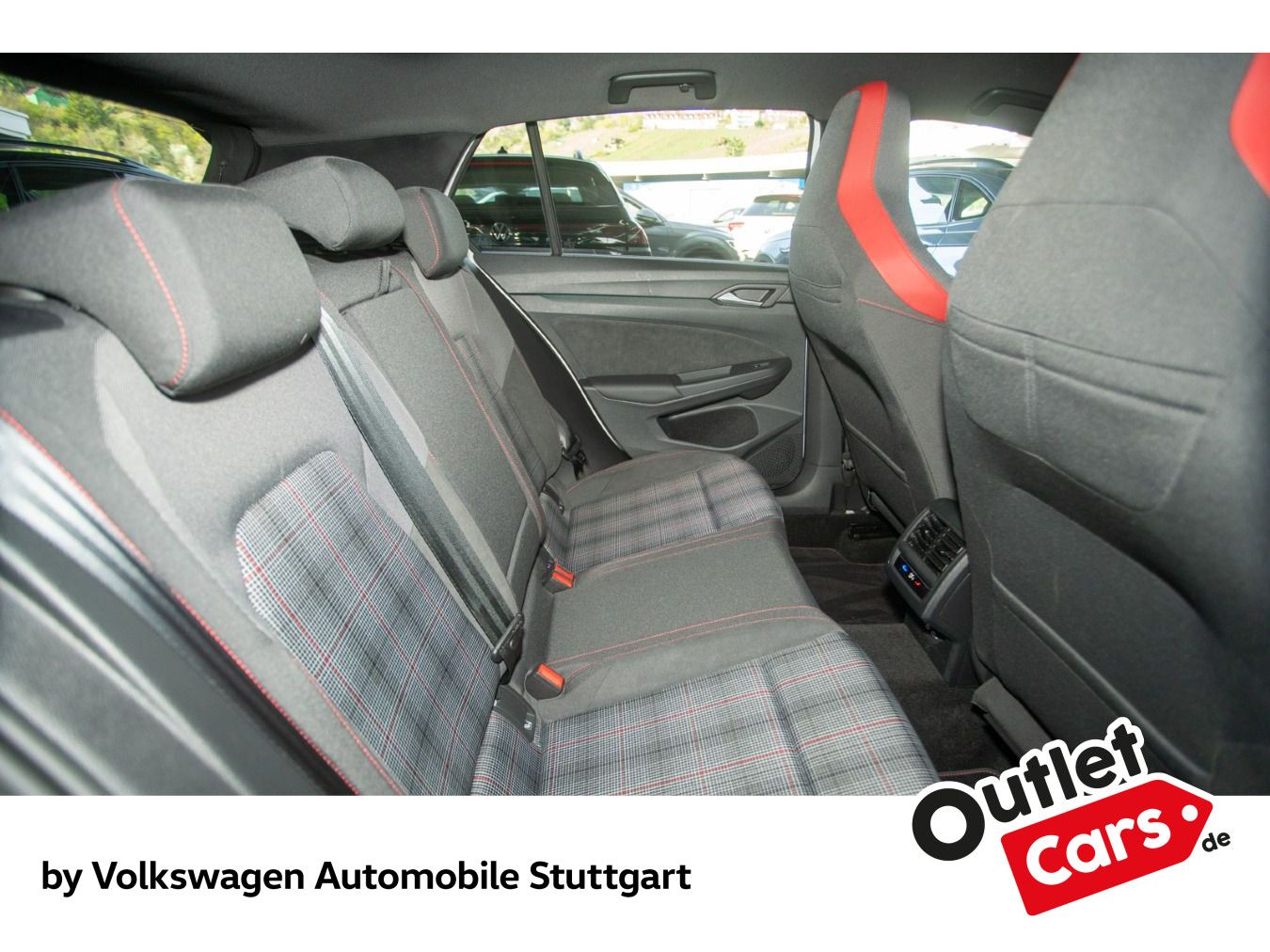 Volkswagen Golf 2024 г. Белый, пробег 21387 км