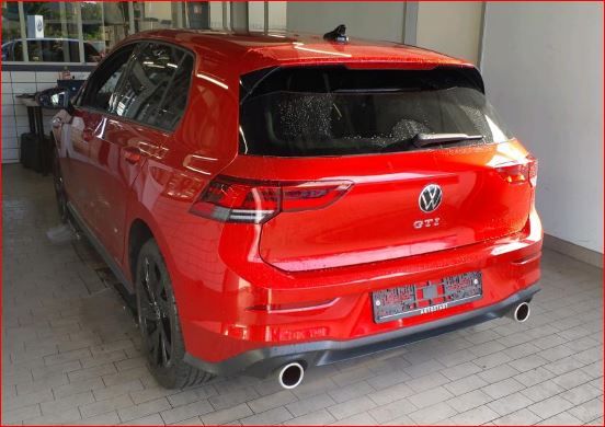 Volkswagen Golf 2022 г. Красный, пробег 38290 км