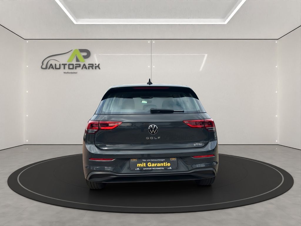 Volkswagen Golf 2023 г. Серый, пробег 41531 км