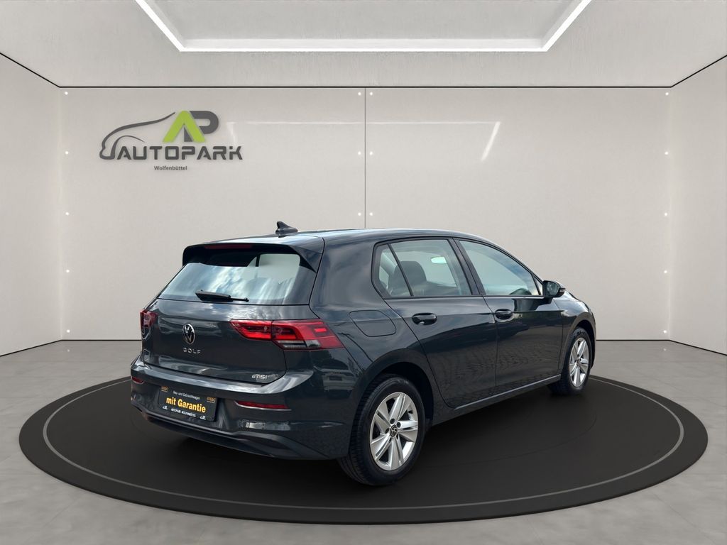 Volkswagen Golf 2023 г. Серый, пробег 41531 км