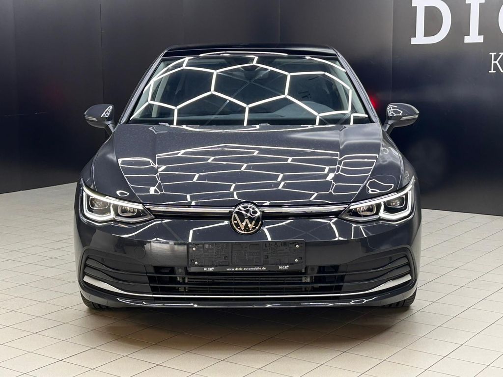 Volkswagen Golf 2023 г. Серый, пробег 36480 км