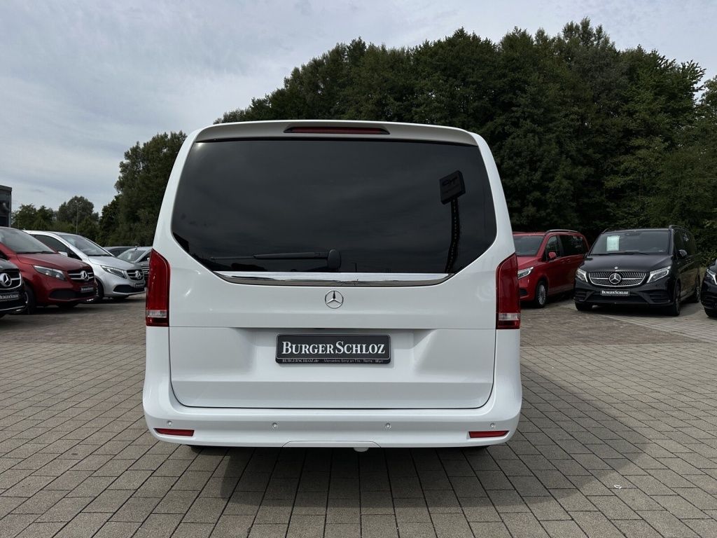 Mercedes-Benz V 300 2022 г. Белый, пробег 20664 км