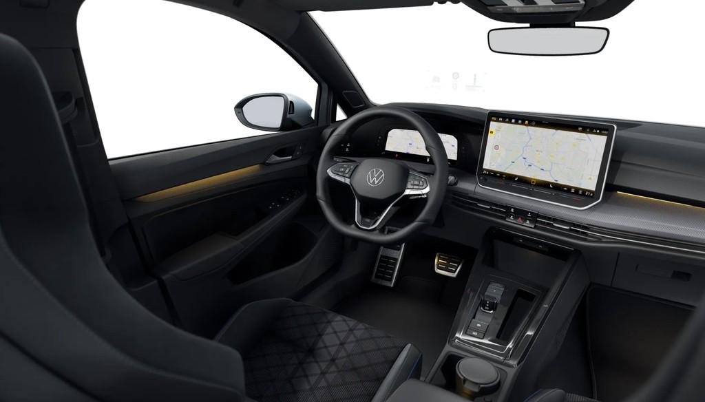 Volkswagen Golf 2026 г. Серебристый, пробег 3300 км
