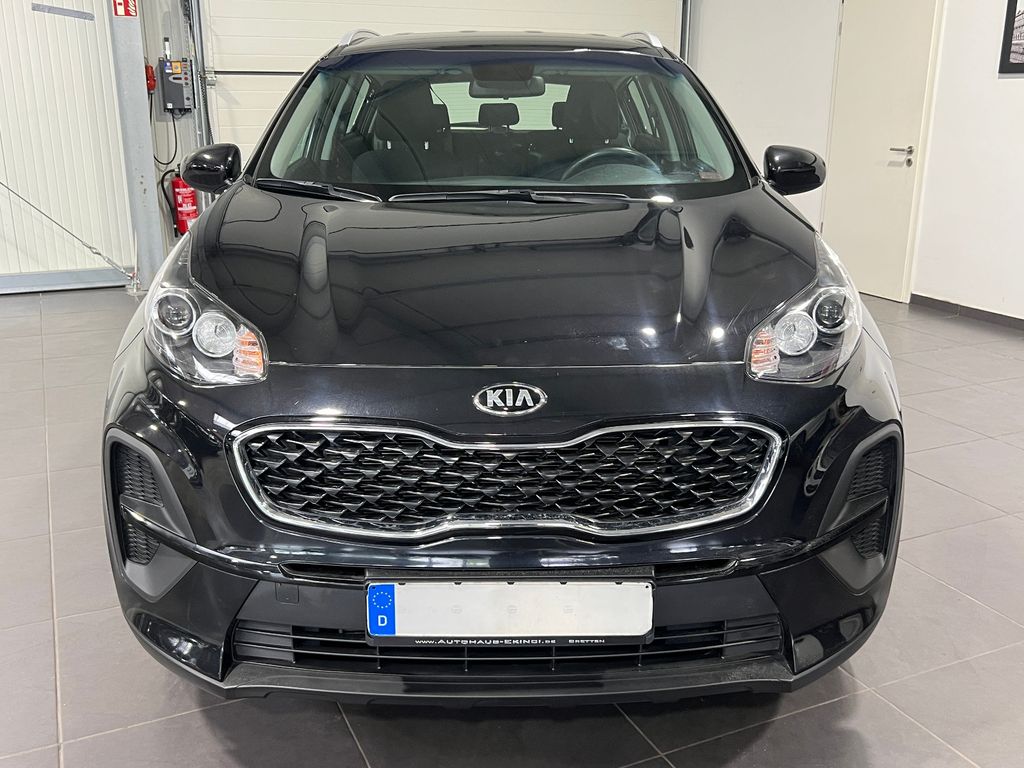 Kia Sportage 2022 г. Чёрный, пробег 54000 км