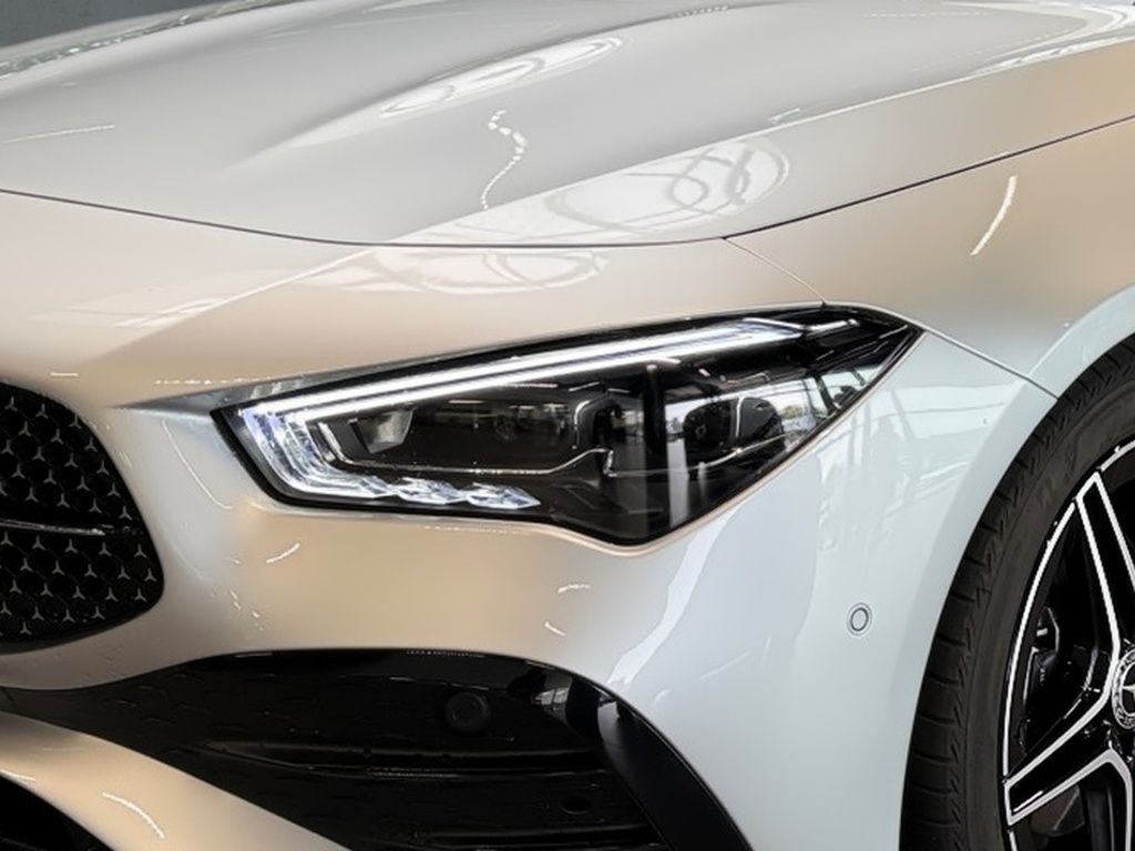 Mercedes-Benz CLA 180 SHOOTING BRAKE 2025 г. Серебристый, пробег 3525 км