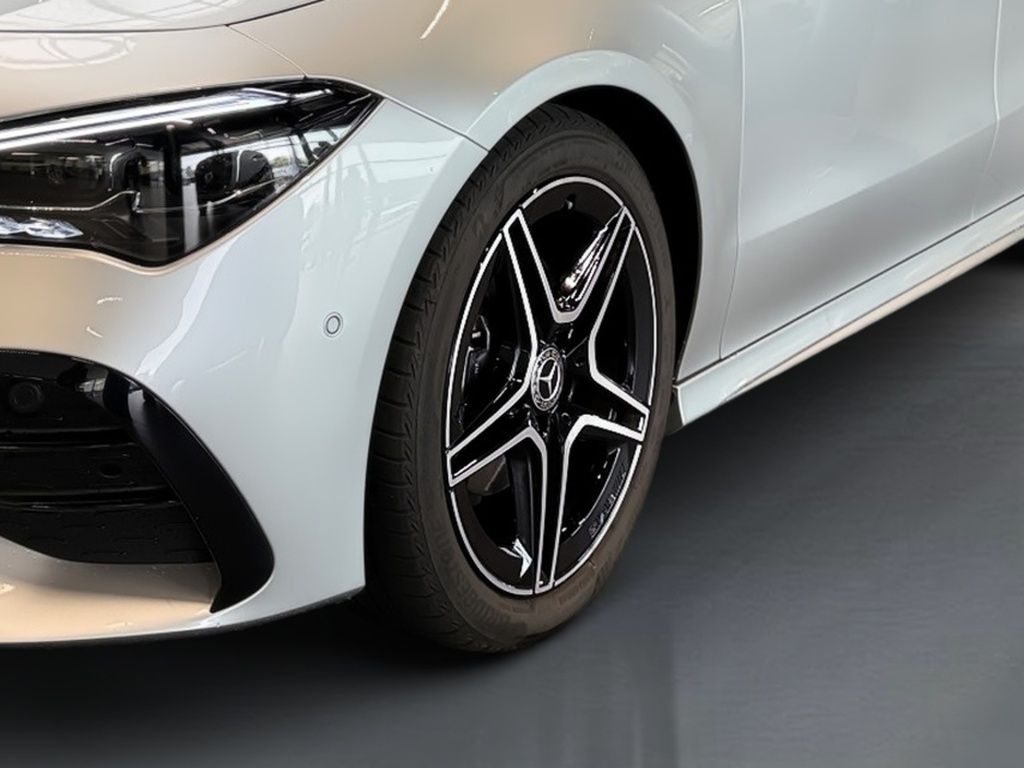 Mercedes-Benz CLA 180 SHOOTING BRAKE 2025 г. Серебристый, пробег 3525 км