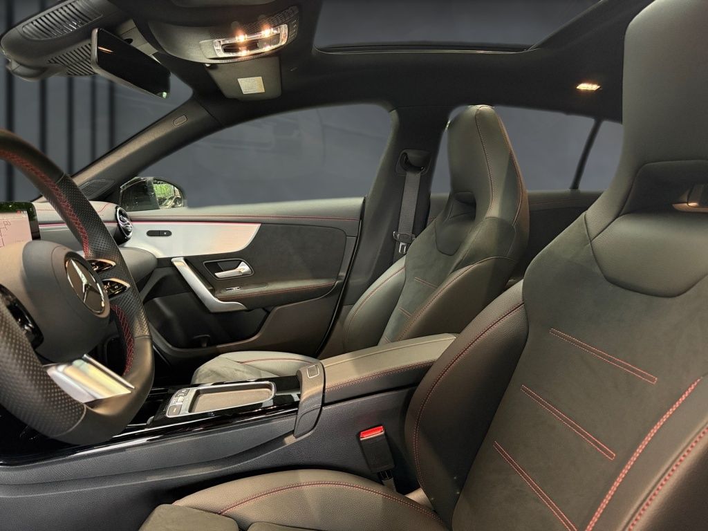 Mercedes-Benz CLA 180 SHOOTING BRAKE 2025 г. Серебристый, пробег 3525 км