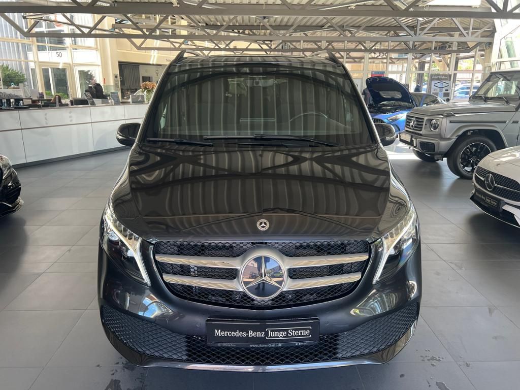 Mercedes-Benz V 300 2023 г. Серый, пробег 14950 км