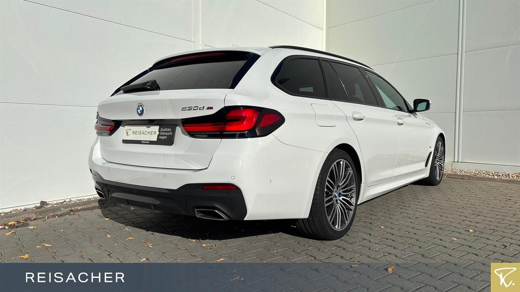 BMW 530 2022 г. Белый, пробег 32920 км