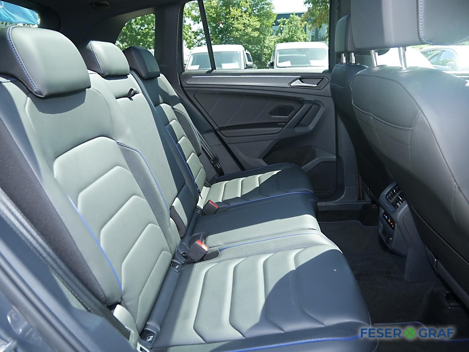 Volkswagen Tiguan 2023 г. Серый, пробег 56400 км
