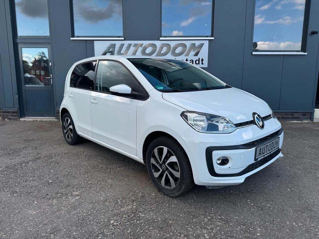Volkswagen up! 2022 г. Белый, пробег 48200 км