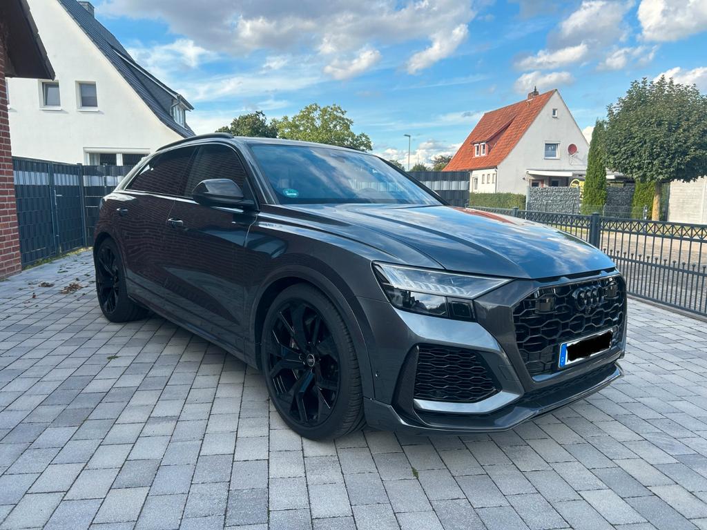 Audi RSQ8 2022 г. Серый, пробег 42300 км