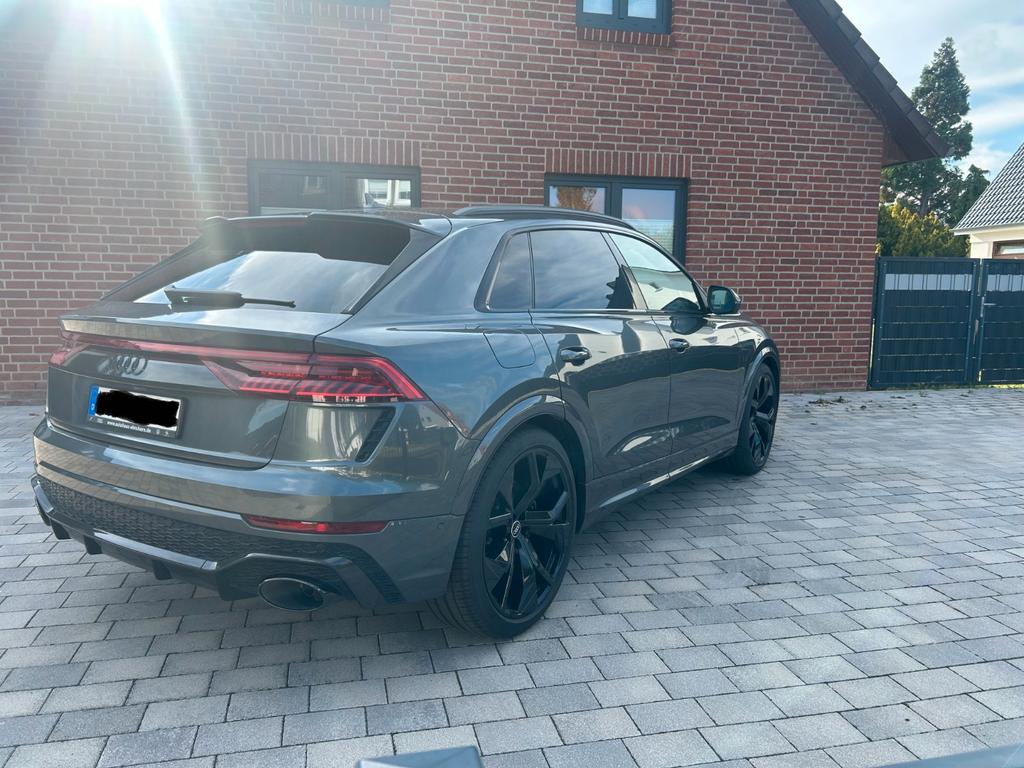 Audi RSQ8 2022 г. Серый, пробег 42300 км