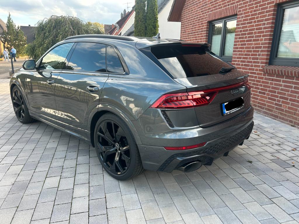 Audi RSQ8 2022 г. Серый, пробег 42300 км