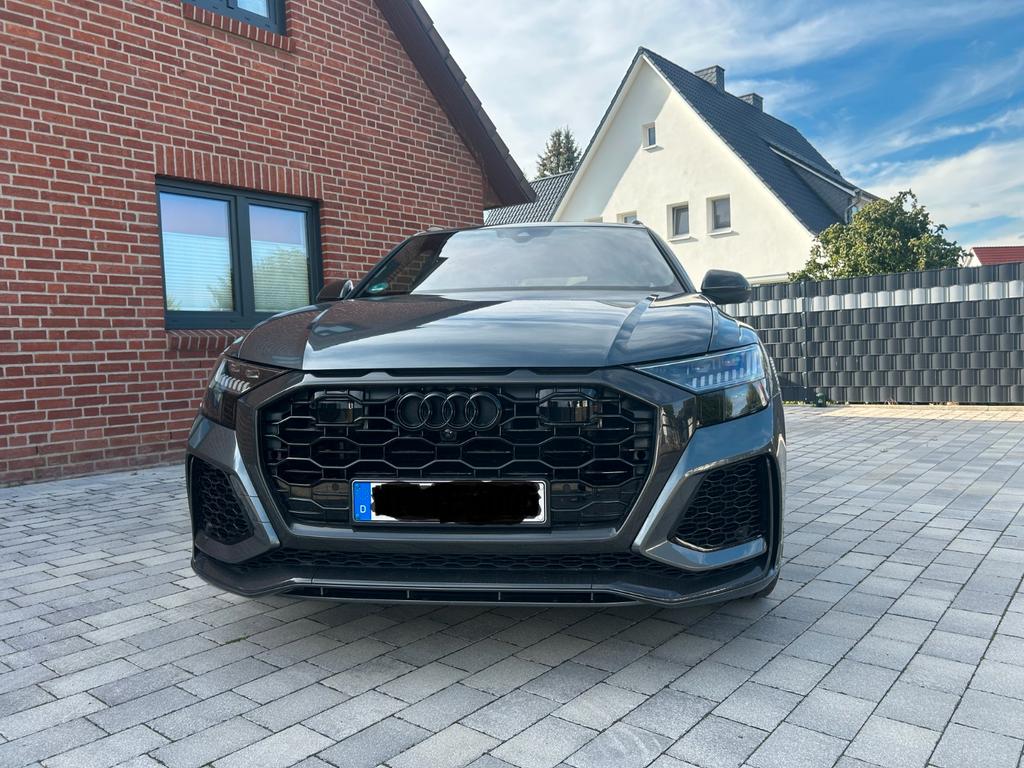 Audi RSQ8 2022 г. Серый, пробег 42300 км